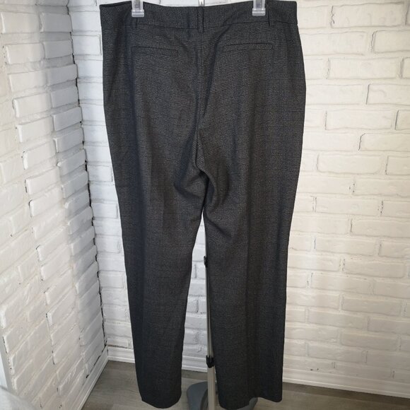 Van Heusen Studio Stretch Ladies Size 14R Black & Grey Plaid Straight Leg Pants - Picture 2 of 12